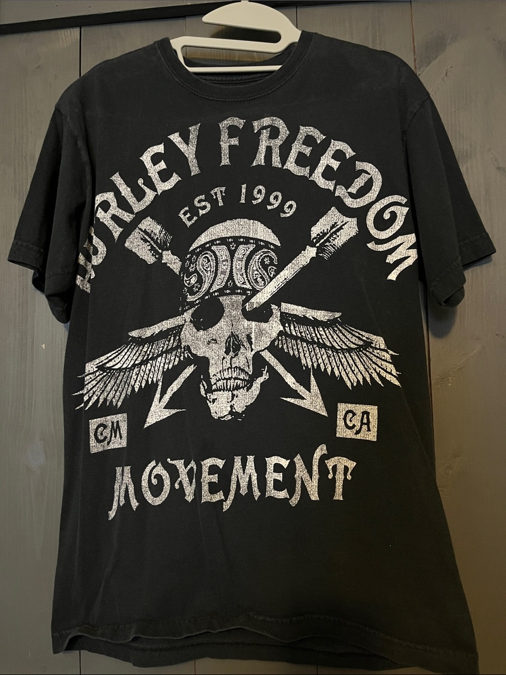 Hurley Black Graphic Skull Wing Tee